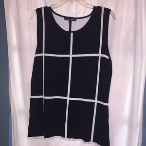 Ladies sleeveless top